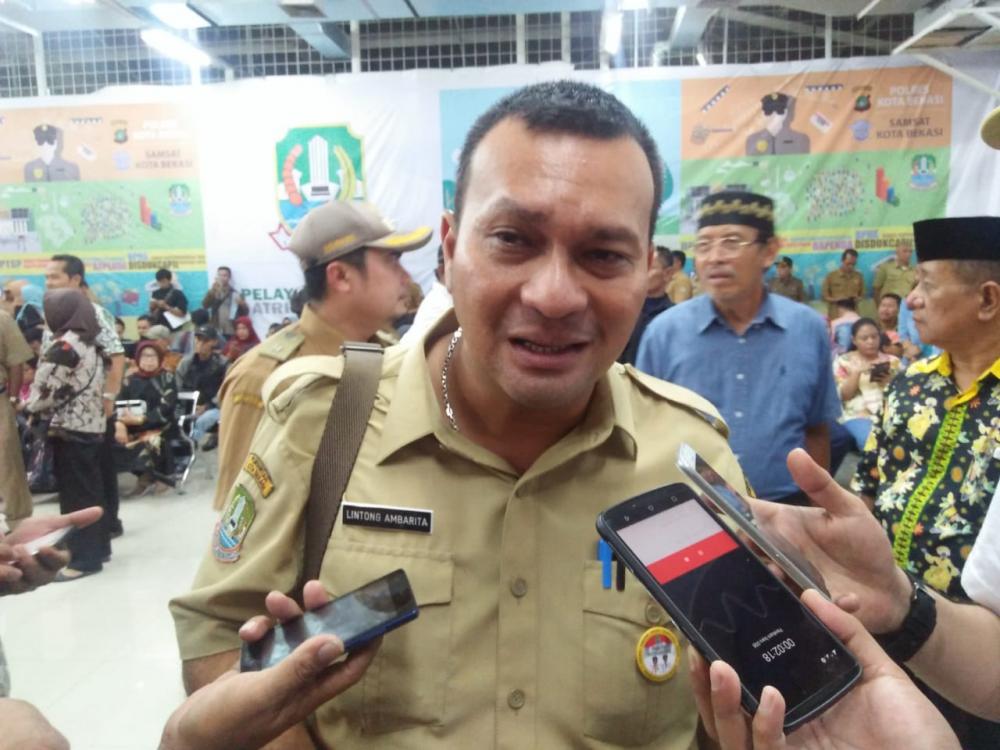 LINTONG AMBARITA, Kepala DPMPTSP Kota Bekasi