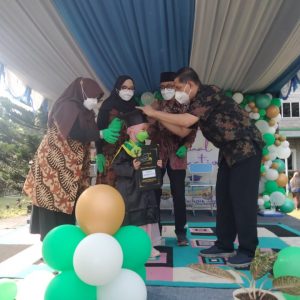 Wisudah Drive Thru