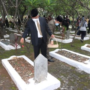 Wali Kota Bekasi, Rahmat Effendi Ziarah Nasional