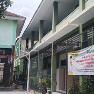 Renovasi SMPN 22 Kota Bekasi