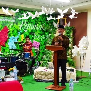 Kesbangpol Kota Bekasi, Cecep Suherlan