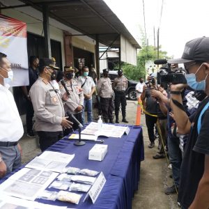 Kapolres Metro Bekasi, Kombes Pol Gidion Arif Setyawan