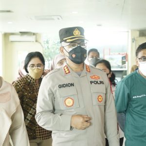 Kombes Pol Gidion Arif Setyawan dan dr.Alamsyah