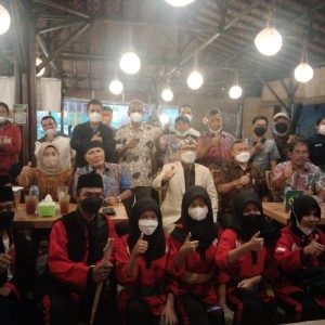 Ketua DPRD Kota Bekasi, H. Chairohman J Putro
