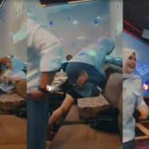 ASN Karaoke Pakai Seragam SMA