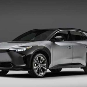 Mobil Toyota Listrik