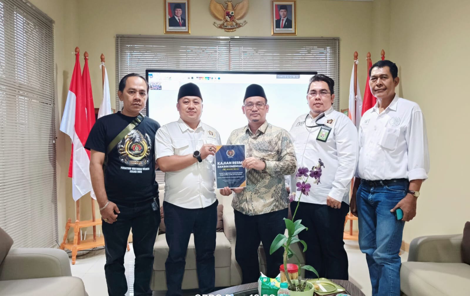 Ketua PWI Bekasi Raya & Ketua DPRD Kota Bekasi.