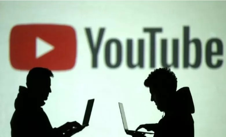 Ilustrasi mengakses YouTube.