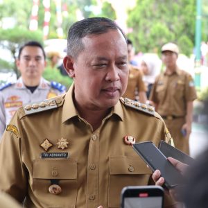 Wali Kota Bekasi, Tri Adhianto.