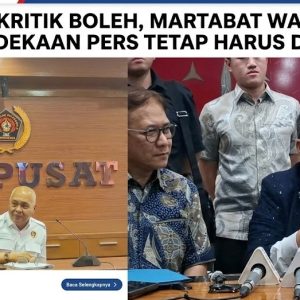 Ketua Umum PWI Pusat, Akhmad Munir & Pengacara Hotman Paris Hutapea.