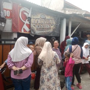 Korban Kasus Penipuan Toko Sembako Murah.